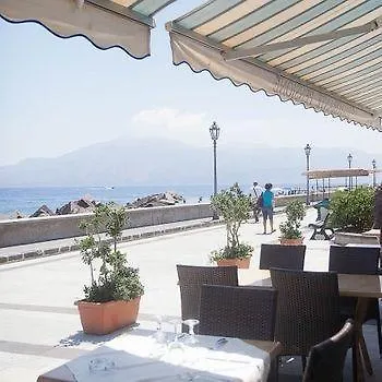 Hotel Il Delfino Santa Marina Salina