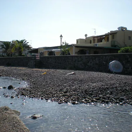 Hotel Il Delfino Santa Marina Salina